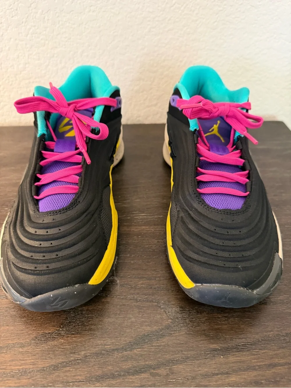 Jordan Luka 3 Black Hyper Jade Pink! Size 8